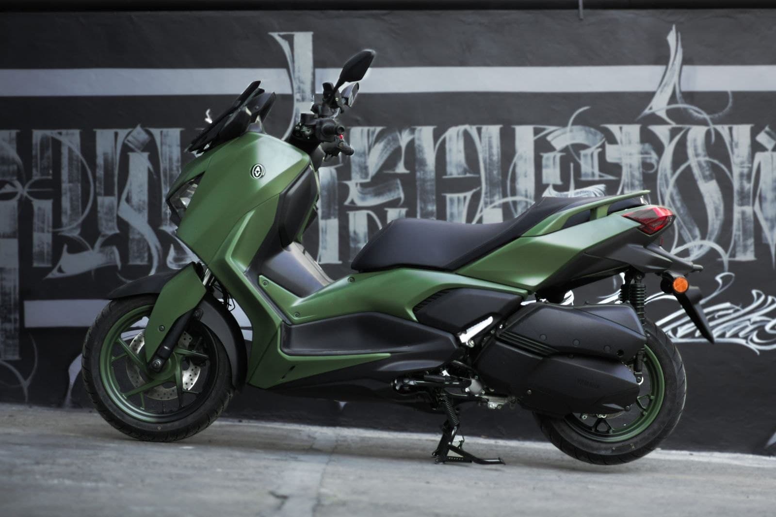 Yamaha Xmax 250 из парка GTA Garage