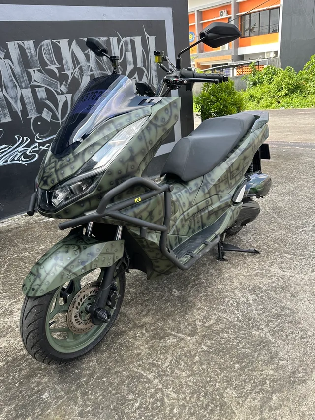 Green Honda PCX 160cc scooter rental in Bali