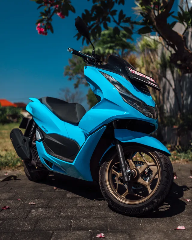 Light Blue Honda PCX 160cc scooter rental in Bali