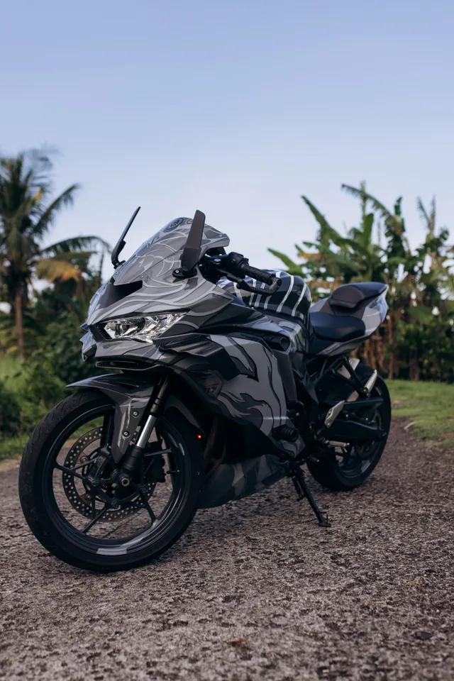 Big Bones — аренда мотоцикла Kawasaki ZX-25R 250cc на Бали, фото 3