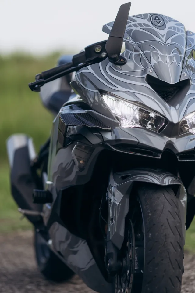 Big Bones — аренда мотоцикла Kawasaki ZX-25R 250cc на Бали, фото 5