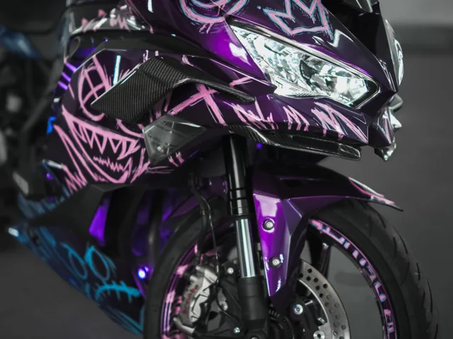 Blue Legend — аренда мотоцикла Kawasaki ZX-25R 250cc на Бали, фото 3