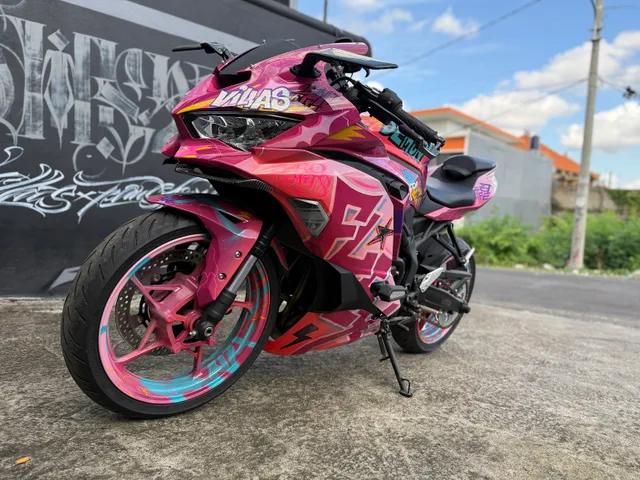 Street King — аренда мотоцикла Kawasaki ZX-25R 250cc на Бали