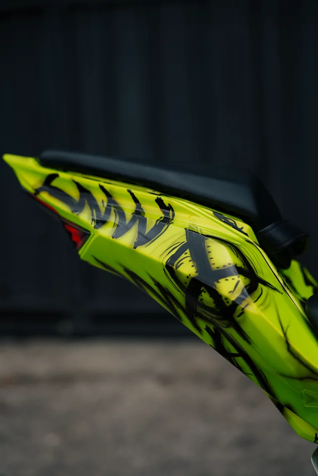 Toxic — аренда мотоцикла Kawasaki ZX-25R 250cc на Бали, фото 4