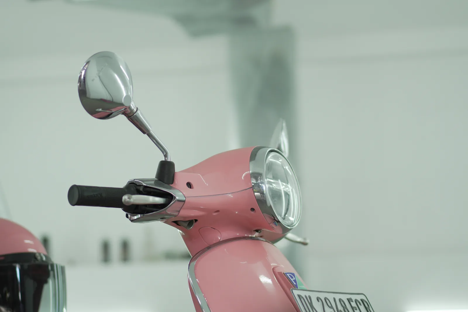Pink Vespa 150cc scooter rental in Bali, photo 2