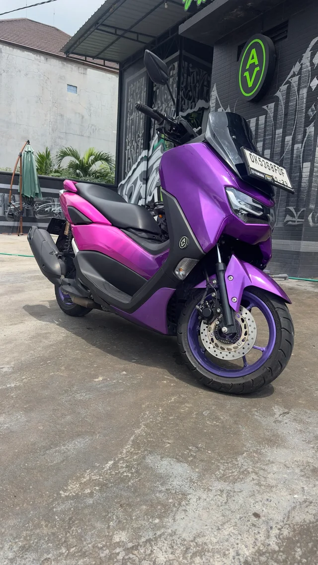 Violet Yamaha NMAX 155cc scooter rental in Bali