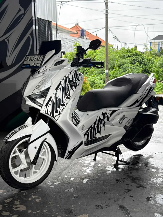 Art Of White — Yamaha XMAX Limited 250cc scooter rental in Bali