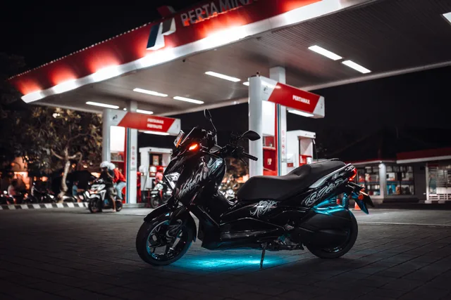 Venom Inspired — Yamaha XMAX Limited 250cc scooter rental in Bali, photo 5