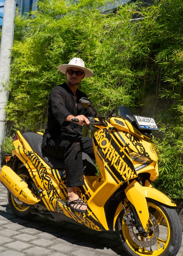 Yellow Yamaha XMAX Limited 250cc scooter rental in Bali, photo 2