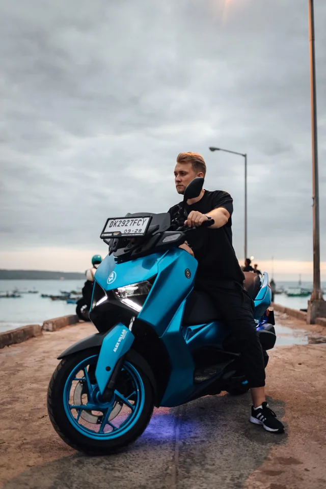Light Blue Yamaha XMAX 250cc scooter rental in Bali
